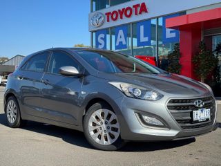 2015 Hyundai i30 Active Hatch (Platinum Silver) Pre-Owned Car Thumbnail